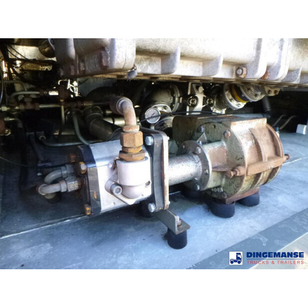 1994 ستوكوتا OTHERS-44383344