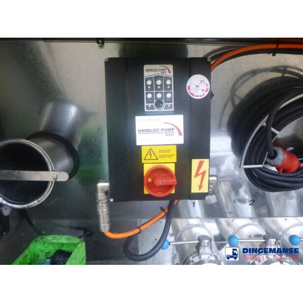 2022 لاج OTHERS-44383687