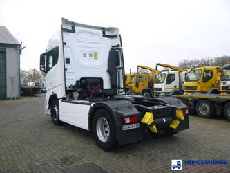 2022-ford-f-max-500-1396059-44383812