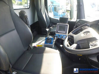 2014-mercedes-benz-arocs-3333-44383857