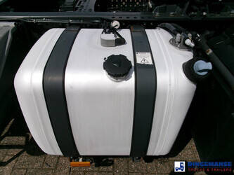 2016-mercedes-benz-actros-1843-1396062-44383901