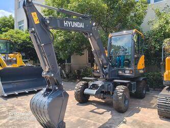 2024-hyundai-hw60-1396065-44383979