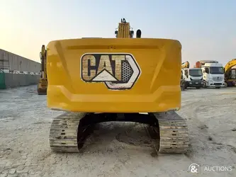 2021-caterpillar-320-1396069-44384279