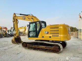 2021-caterpillar-320-1396069-44384281