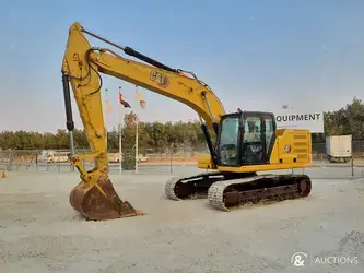 2021-caterpillar-320-1396070-44384303