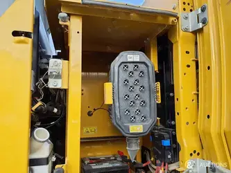 2021-caterpillar-320-1396069-44384324