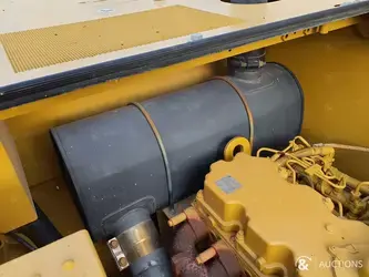 2021-caterpillar-320-1396069-44384336