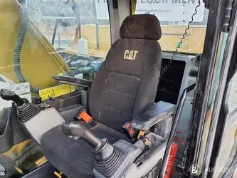 2021-caterpillar-320-1396070-44384341
