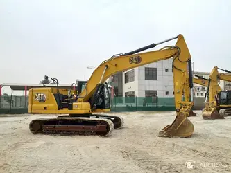 2021-caterpillar-320-1396071-44384356