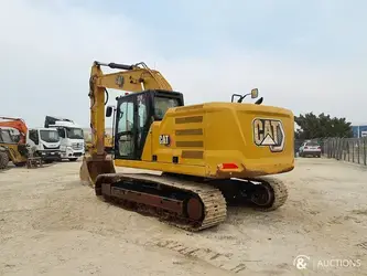 2021-caterpillar-320-1396071-44384372