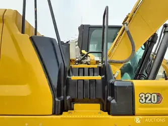 2021-caterpillar-320-1396071-44384396