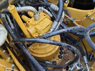 2021-caterpillar-320-1396070-44384413