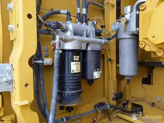 2021-caterpillar-320-1396071-44384492