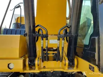 2021-caterpillar-323gc-1396072-44384781