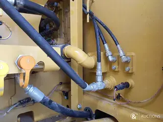 2021-caterpillar-323gc-1396072-44384791