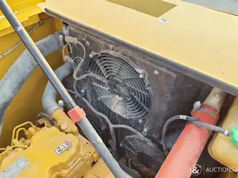 2021-caterpillar-323gc-1396073-44384817