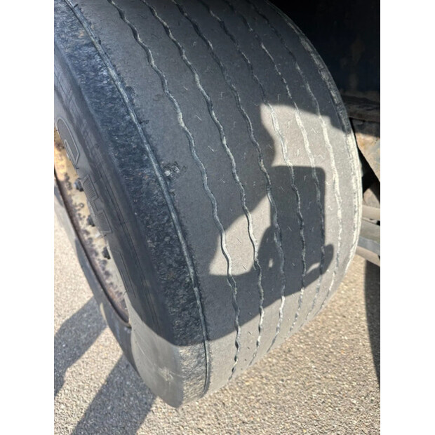 2004 Krone SDK 27-44384977