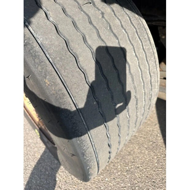 2004 Krone SDK 27-44384978