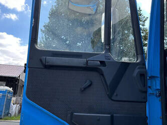 1998-man-26-403-1396077-44385016