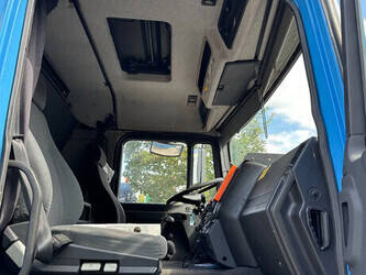 1998-man-26-403-1396077-44385026