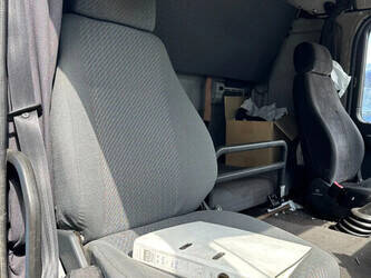 1998-man-26-403-1396077-44385027