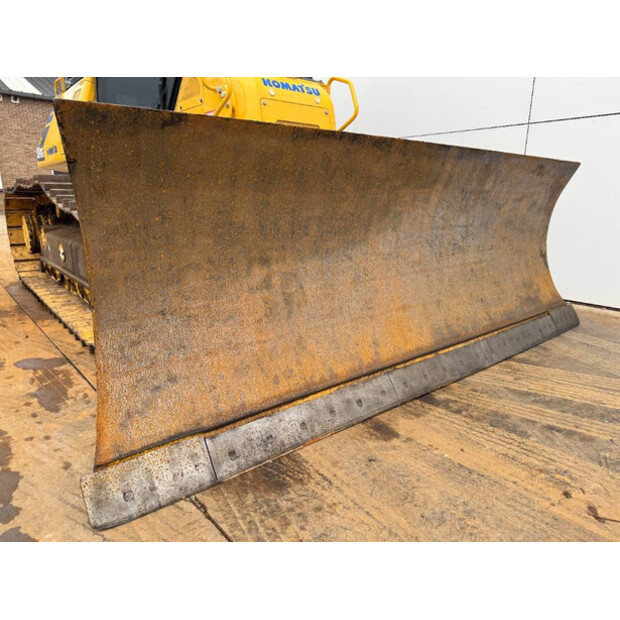 2019 كوماتسو D51PXi-24-44385139