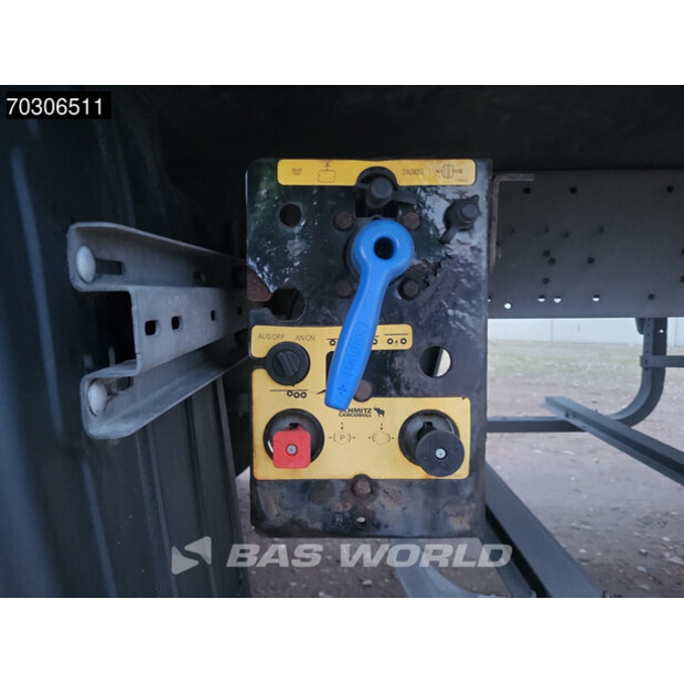 2017 Schmitz Cargobull SCB*S3B-44385582