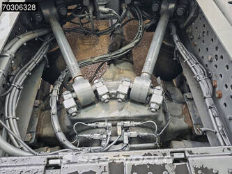 2019-mercedes-benz-actros-1942-1396083-44385641