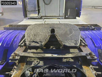 2016-volvo-fh16-750-1396087-44385825