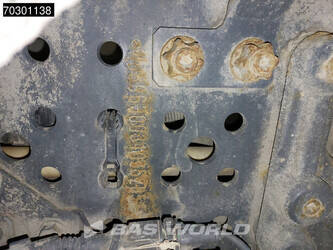 2018-mercedes-benz-antos-1927-44385982