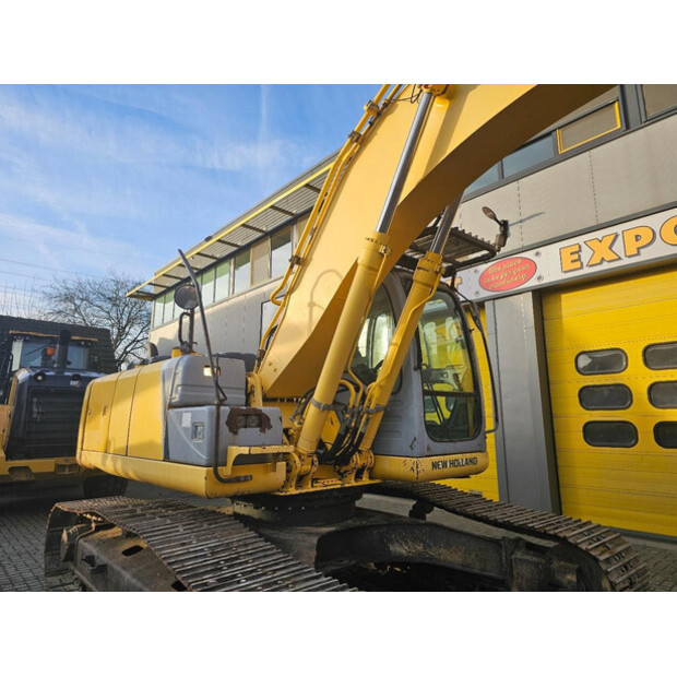 2008 New Holland E215B-44386741