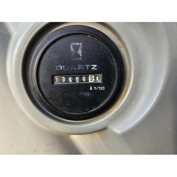 2008 New Holland E215B-44386750