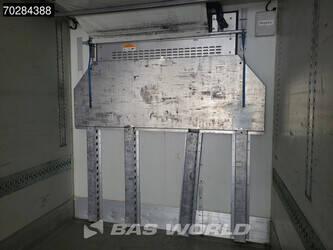 2016-krone-carrier-vector-1950-mt-1283096-44386938