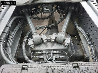 2019-mercedes-benz-actros-1942-1321884-44387084