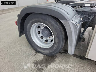 2019-mercedes-benz-actros-1942-1321884-44387085