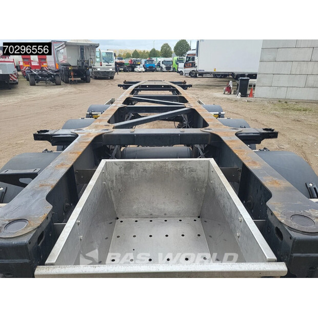 2019 لاج 0-3-CC A7-44387120