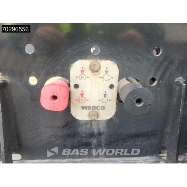 2019 لاج 0-3-CC A7-44387128