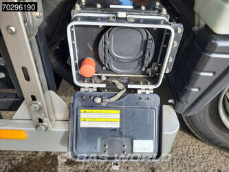 2023-mitsubishi-7c18-44387141