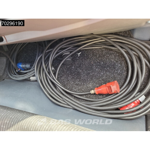 2023 MITSUBISHI 7C18-44387145