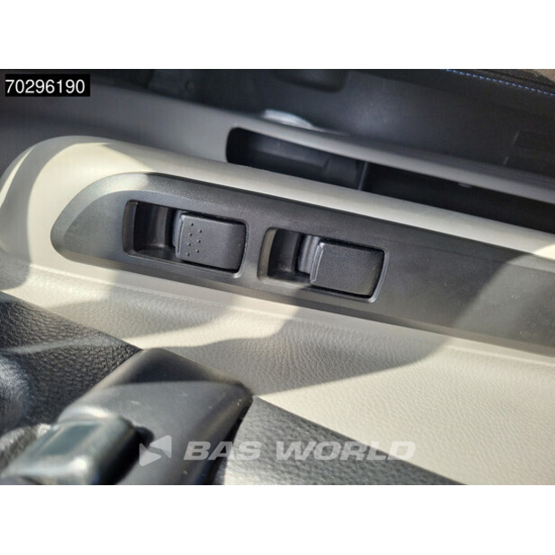 2023 MITSUBISHI 7C18-44387151