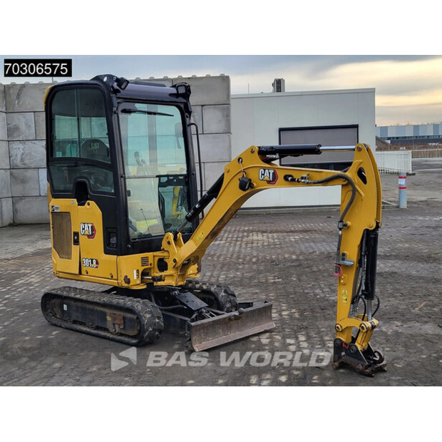 2021 Caterpillar 301.8-44388029