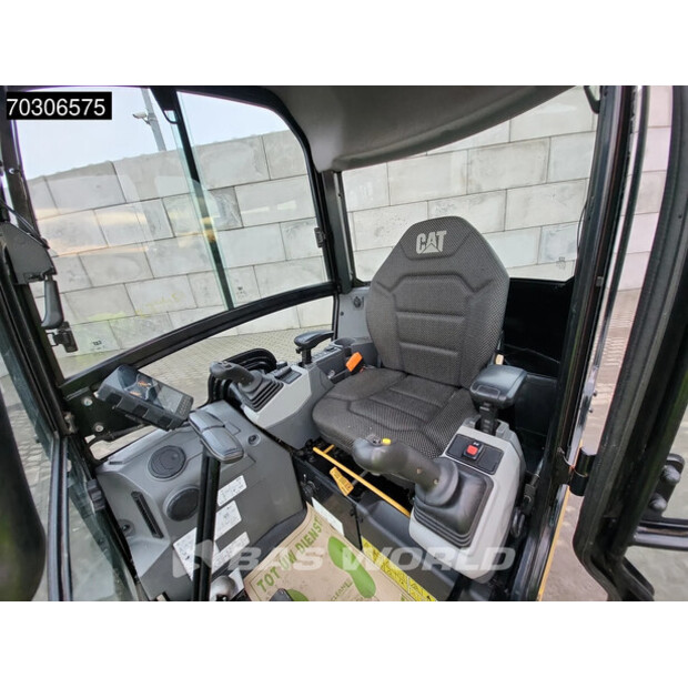 2021 Caterpillar 301.8-44388043