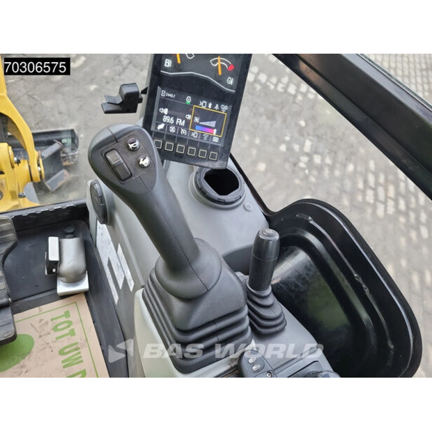 2021 Caterpillar 301.8-44388046