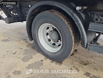 2017-mercedes-benz-antos-1833-1396132-44388071