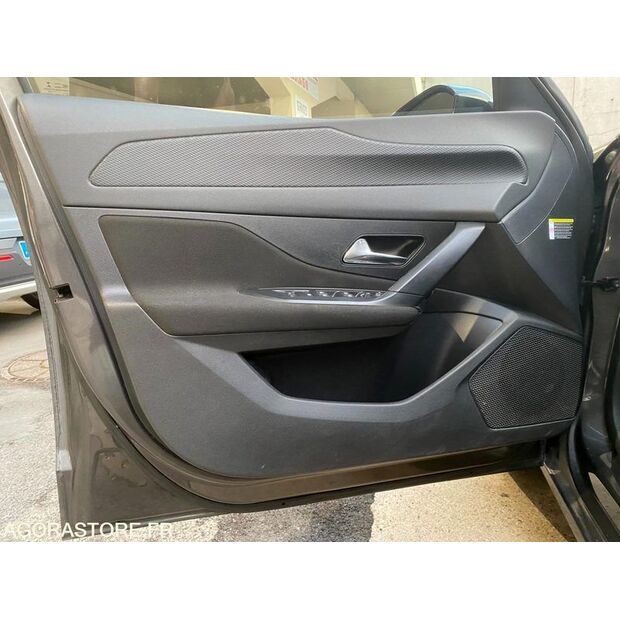 2022 Peugeot 308-44401628