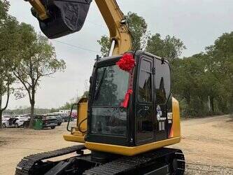 صورة ل حفارات 2024 كاتربيلر 308E