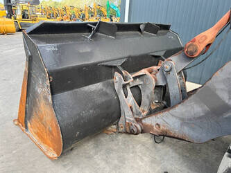 2011-volvo-l90f-1396242-44402992