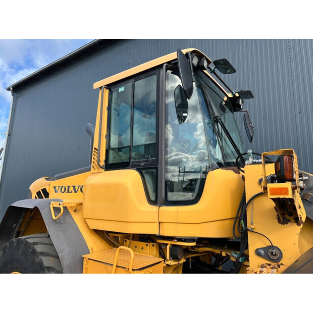 2011 Volvo L90F-44403016