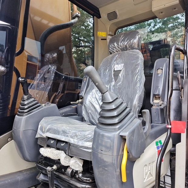 2023 Caterpillar 336D-44403118