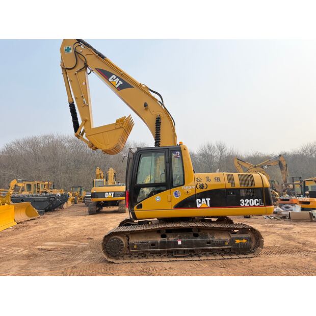 2017 Caterpillar 320CL-44403183